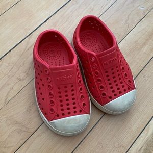 Native Shoes red toddler 5